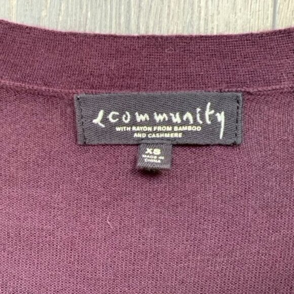 Aritzia Community Womens Sweater Cashmere blend V-neck Pullover Burgundy Size XS - Picture 9 of 15